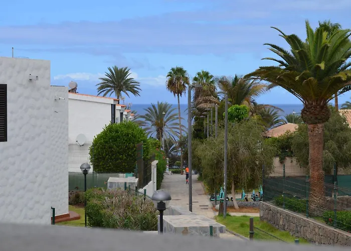 Amazing 2 Bedrooms By The Sea, * Адехе