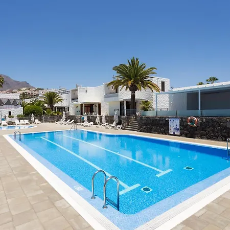 Amazing 2 Bedrooms By The Sea, *