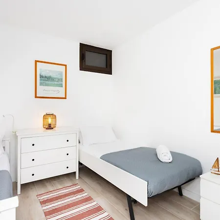 דירה Amazing 2 Bedrooms By The Sea,